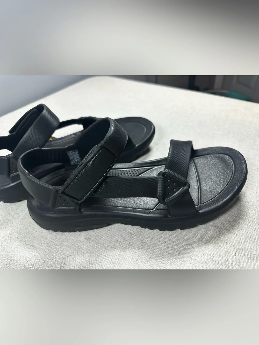 Teva Hurricane Drift Sandal Size 9 Men’s/11 Women’s